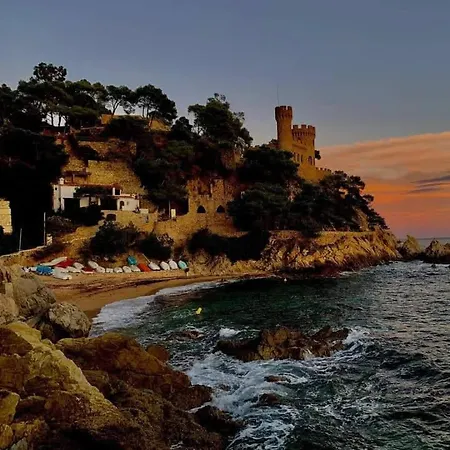 Zodiac Ab 3i Vista Calle * Lloret de Mar